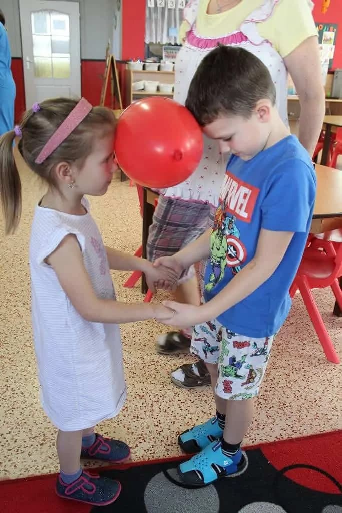 Fotografie z článku: Pyžamová party u Koťat