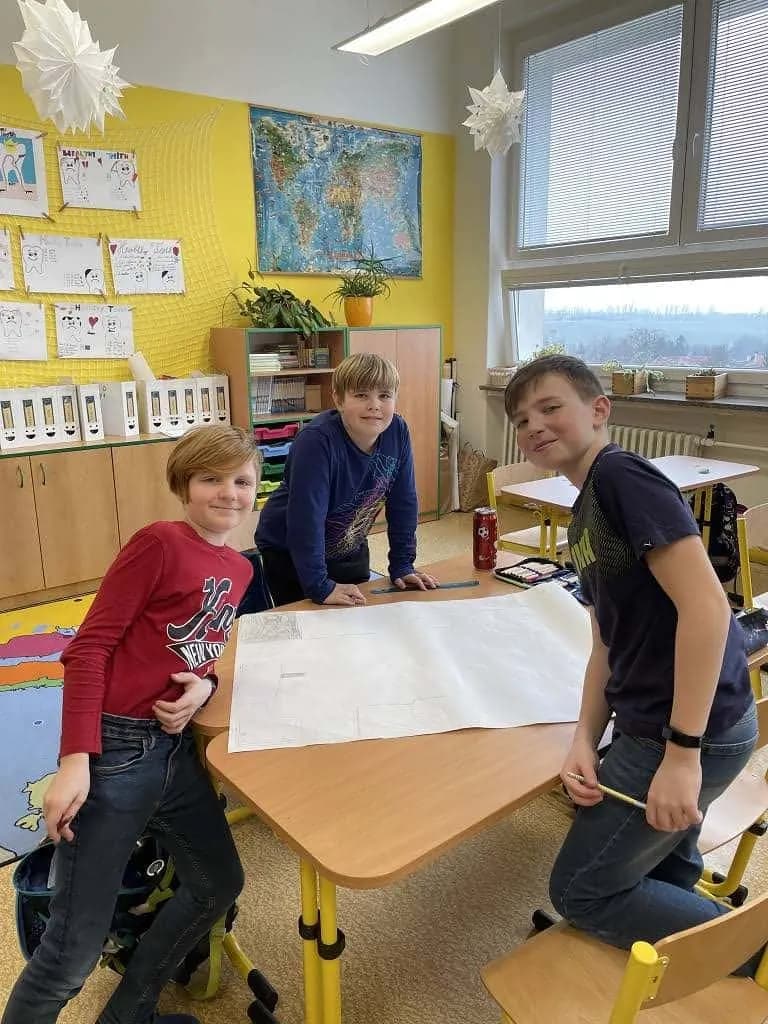 Fotografie z článku: Our town - projekt žáků IV.B