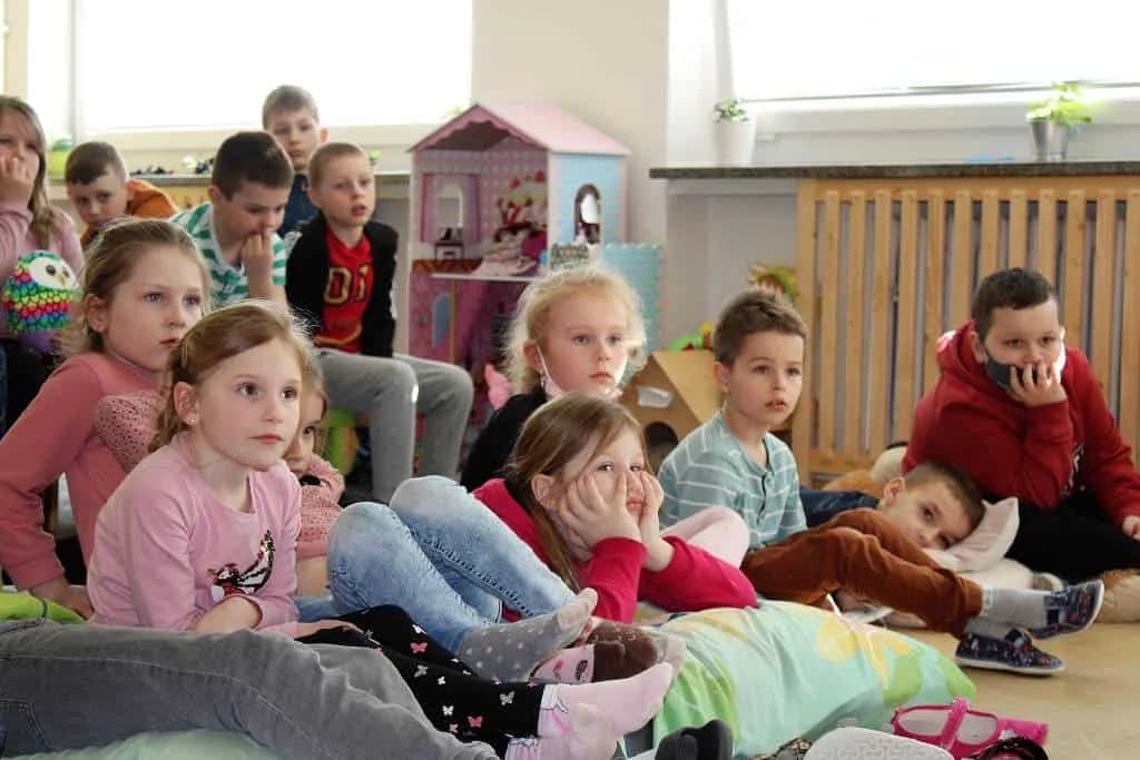 Fotografie z článku: Loutkové divadlo v družině