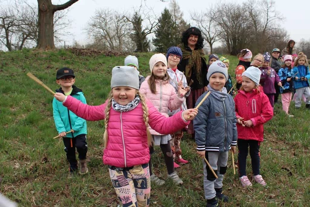 Fotografie z článku: Koťata vynášejí Moranu