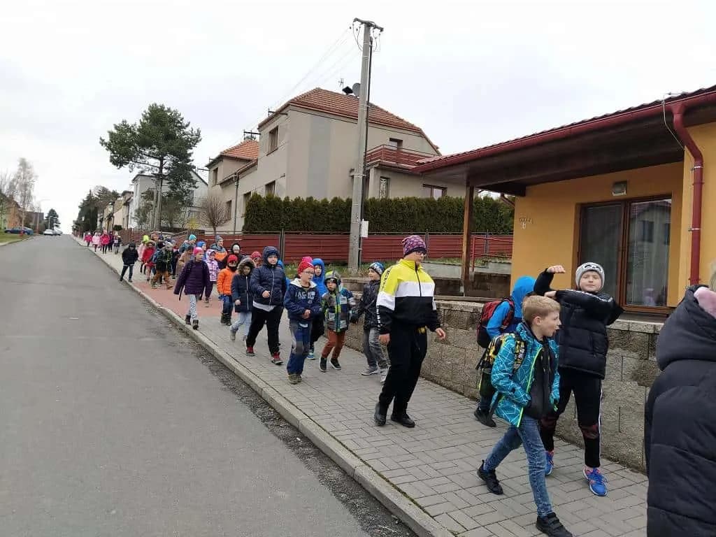 Fotografie z článku: Vynášení Morany v ŠD