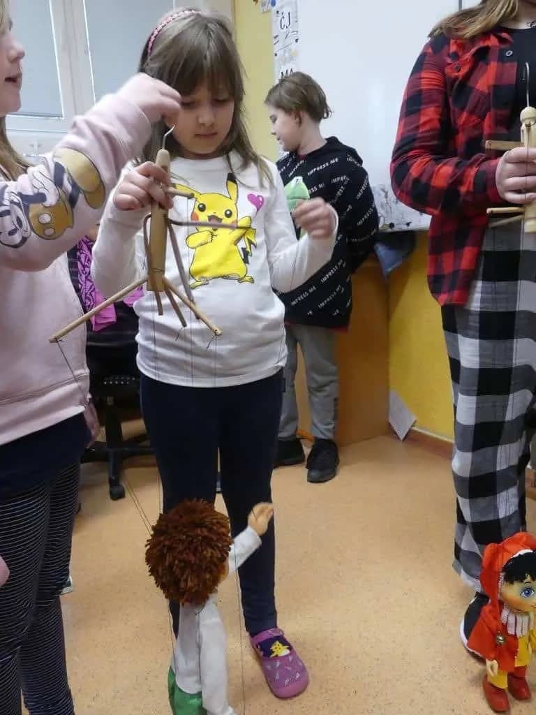 Fotografie z článku: Noc s Andersenem