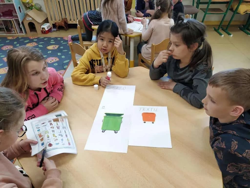 Fotografie z článku: Den Země u Soviček