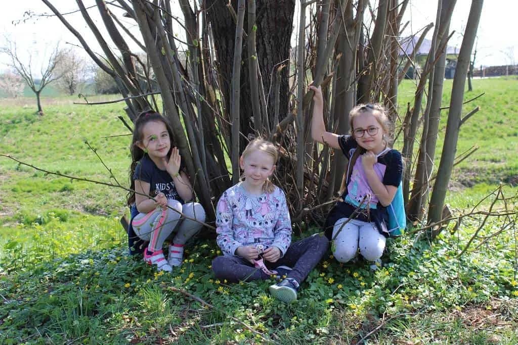 Fotografie z článku: Jarní stezka přírodou - Smajlíci a Veverky ŠD