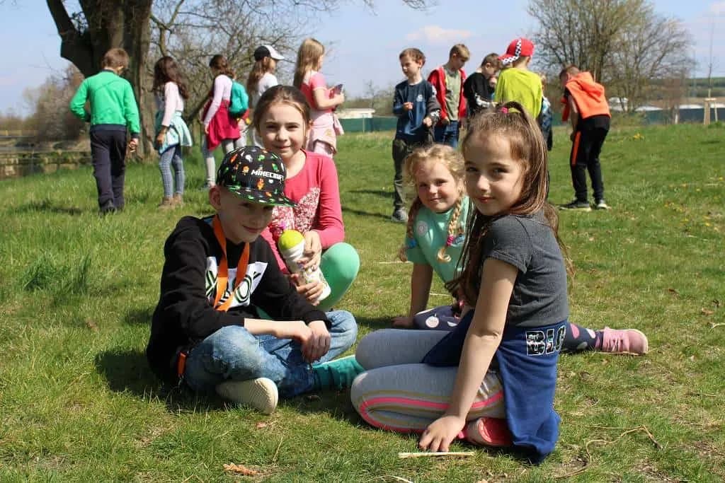 Fotografie z článku: Jarní stezka přírodou - Smajlíci a Veverky ŠD