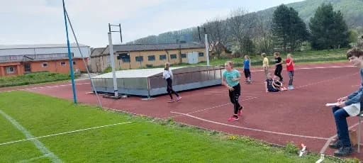 Fotografie z článku: Atletický trojboj