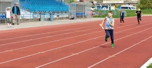 Fotografie z článku: Atletický trojboj