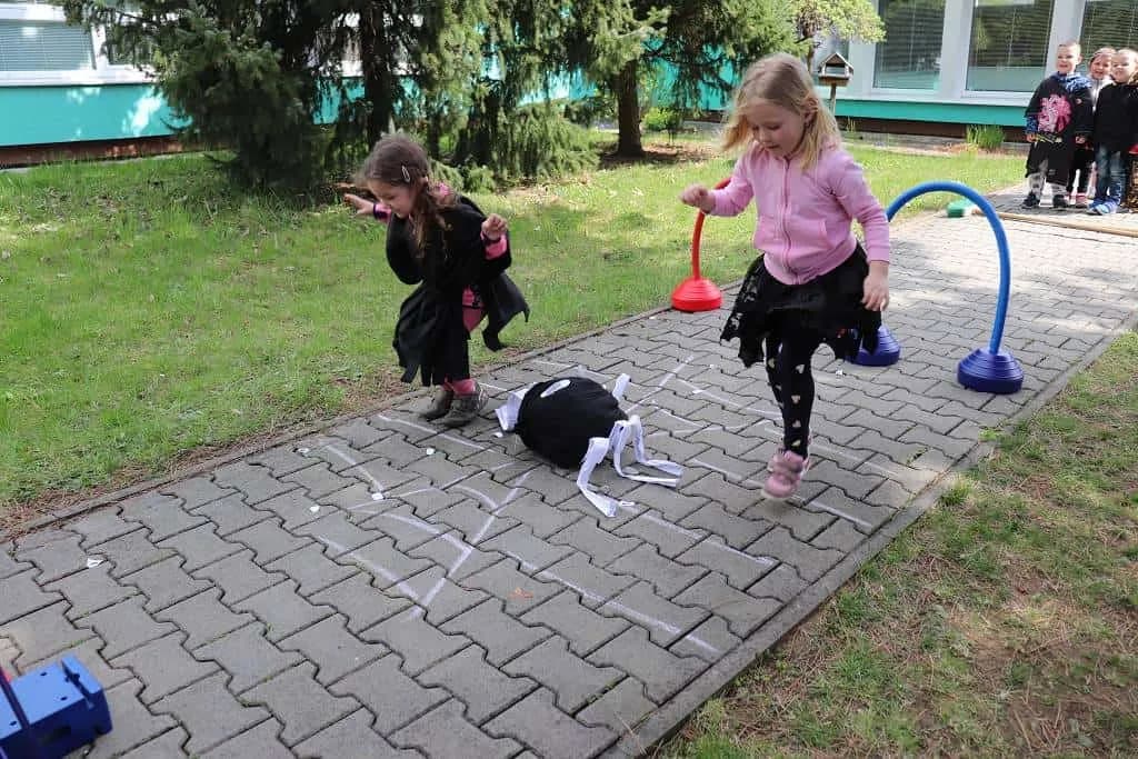 Fotografie z článku: Čarodějnice ve školce