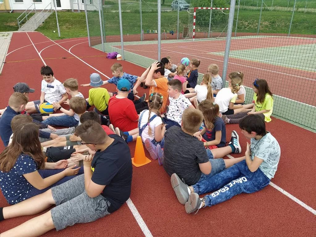 Fotografie z článku: Jarní sportovní hry