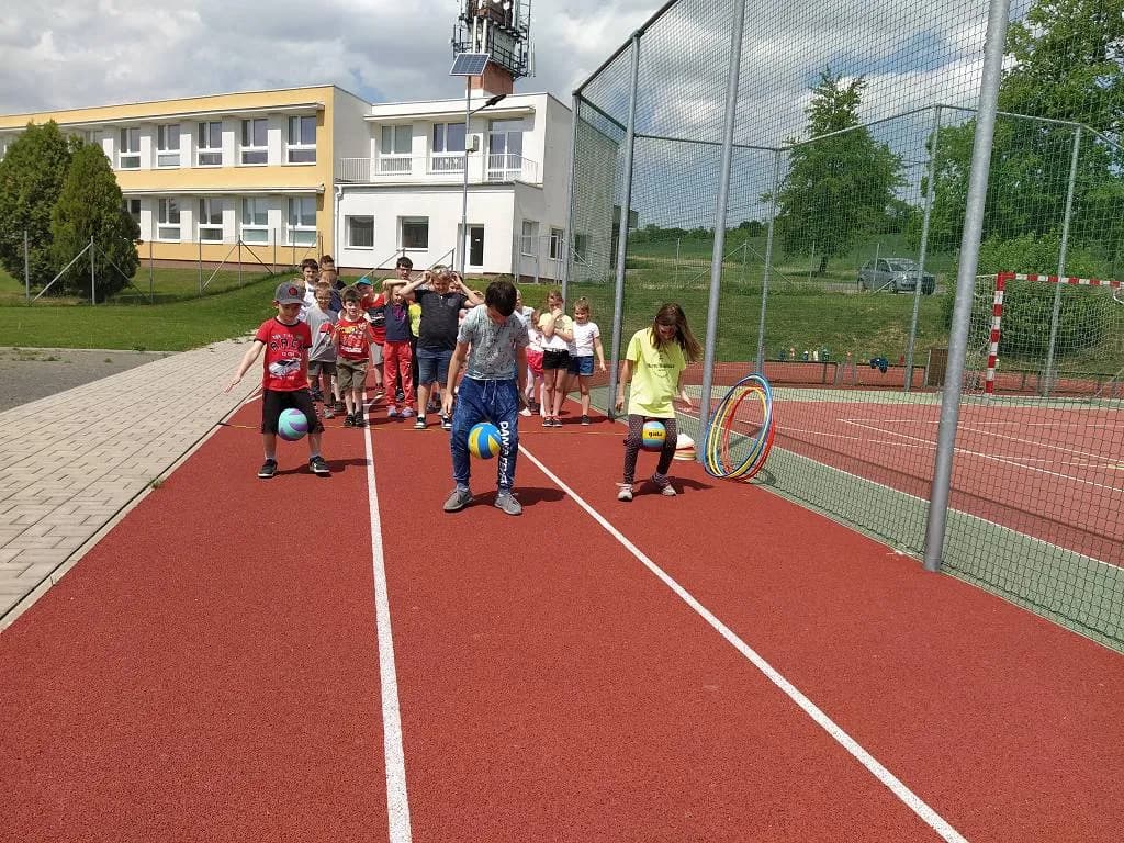 Fotografie z článku: Jarní sportovní hry