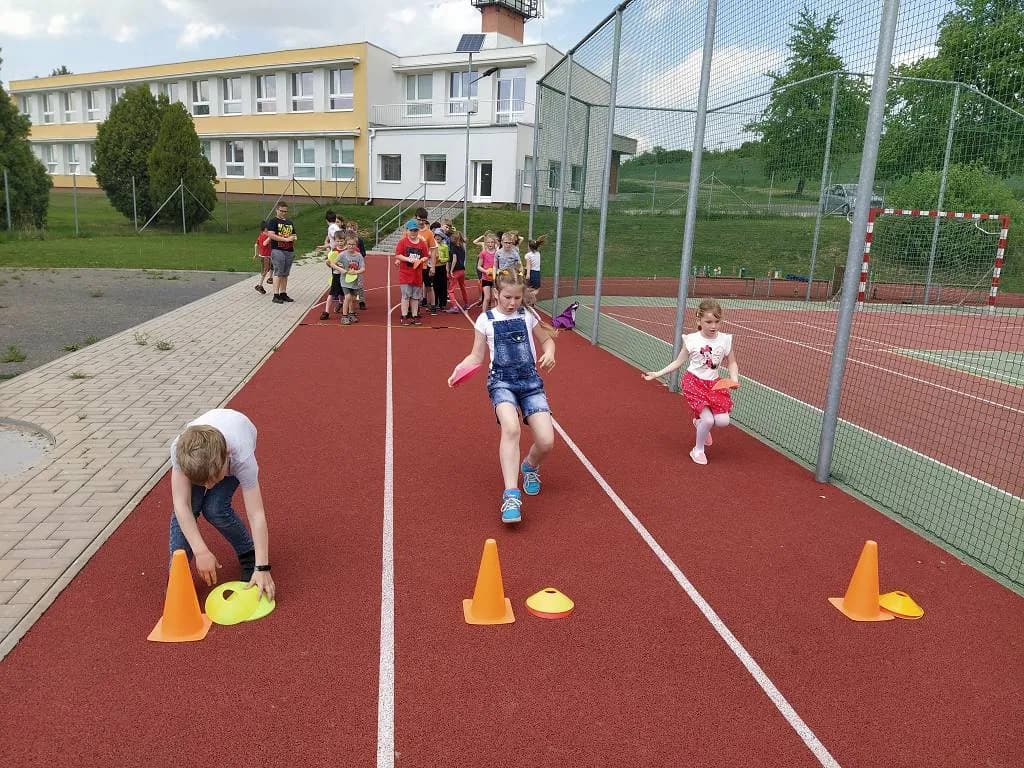 Fotografie z článku: Jarní sportovní hry