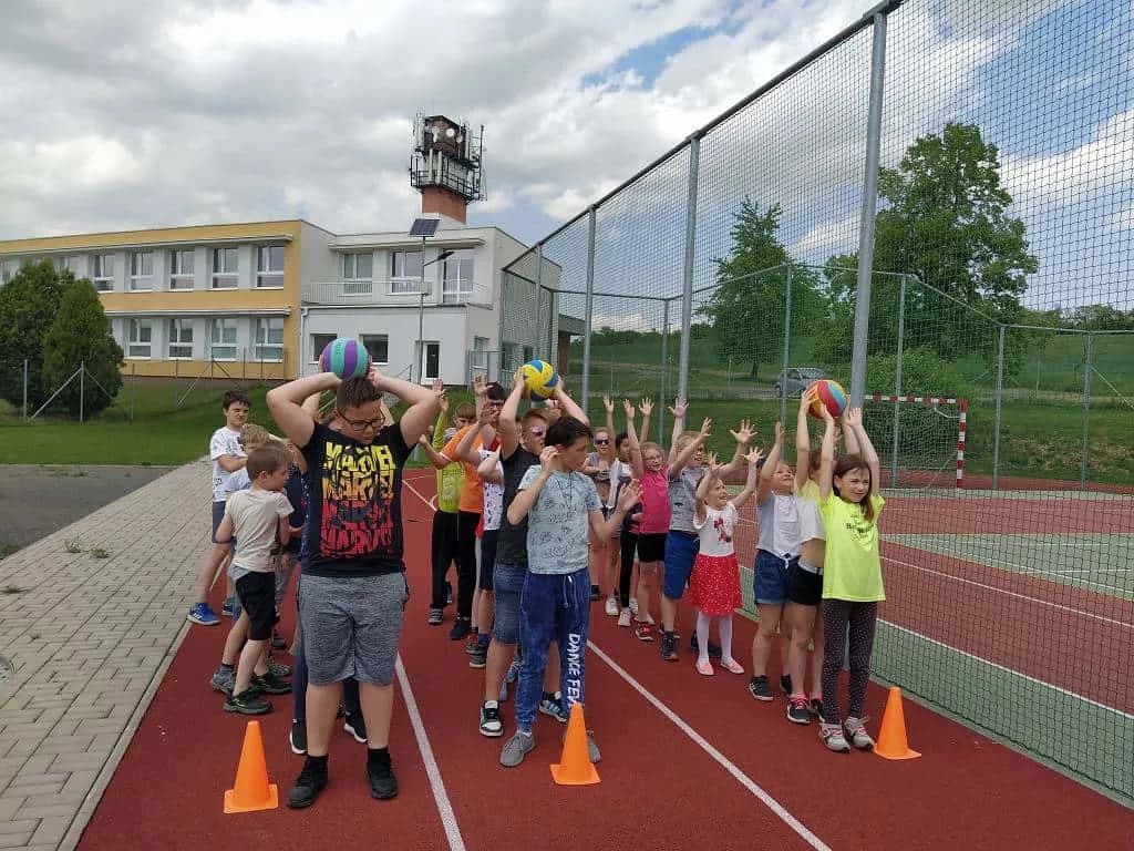 Fotografie z článku: Jarní sportovní hry