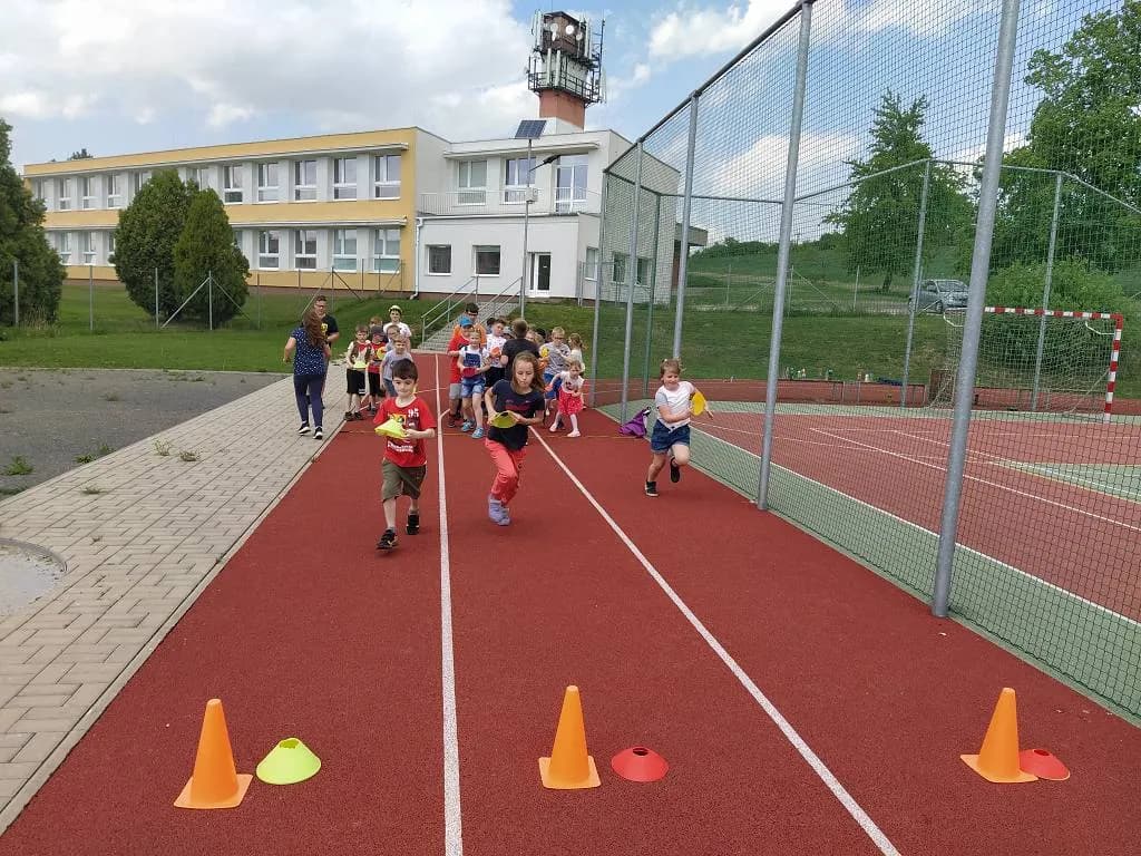 Fotografie z článku: Jarní sportovní hry