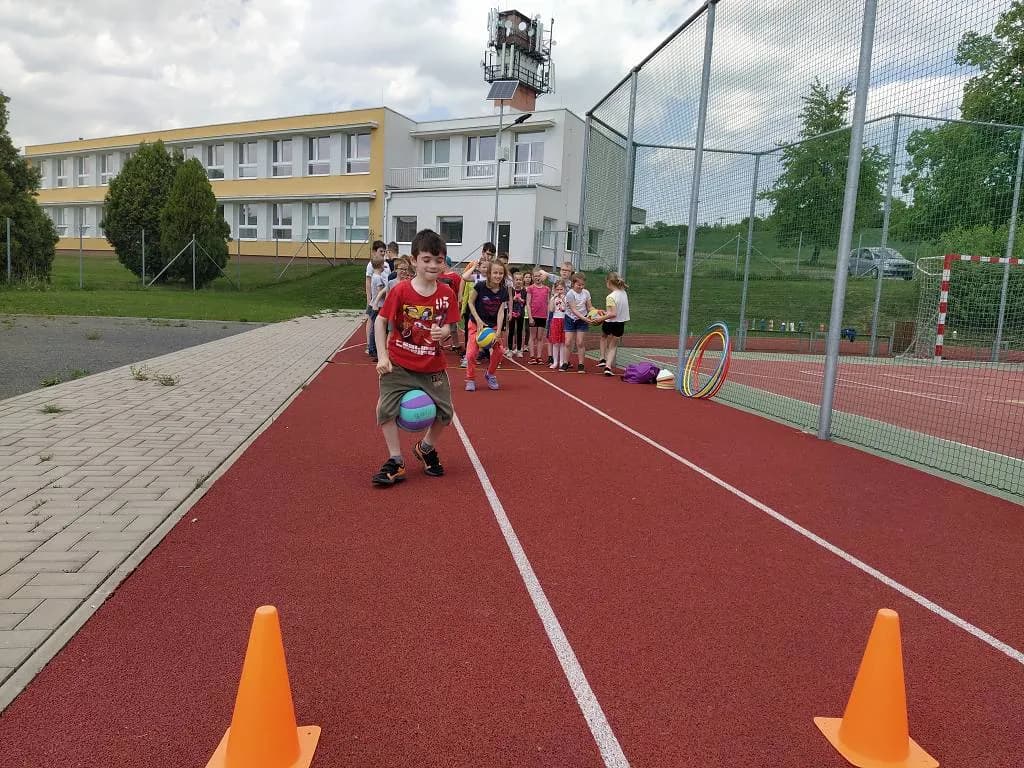 Fotografie z článku: Jarní sportovní hry
