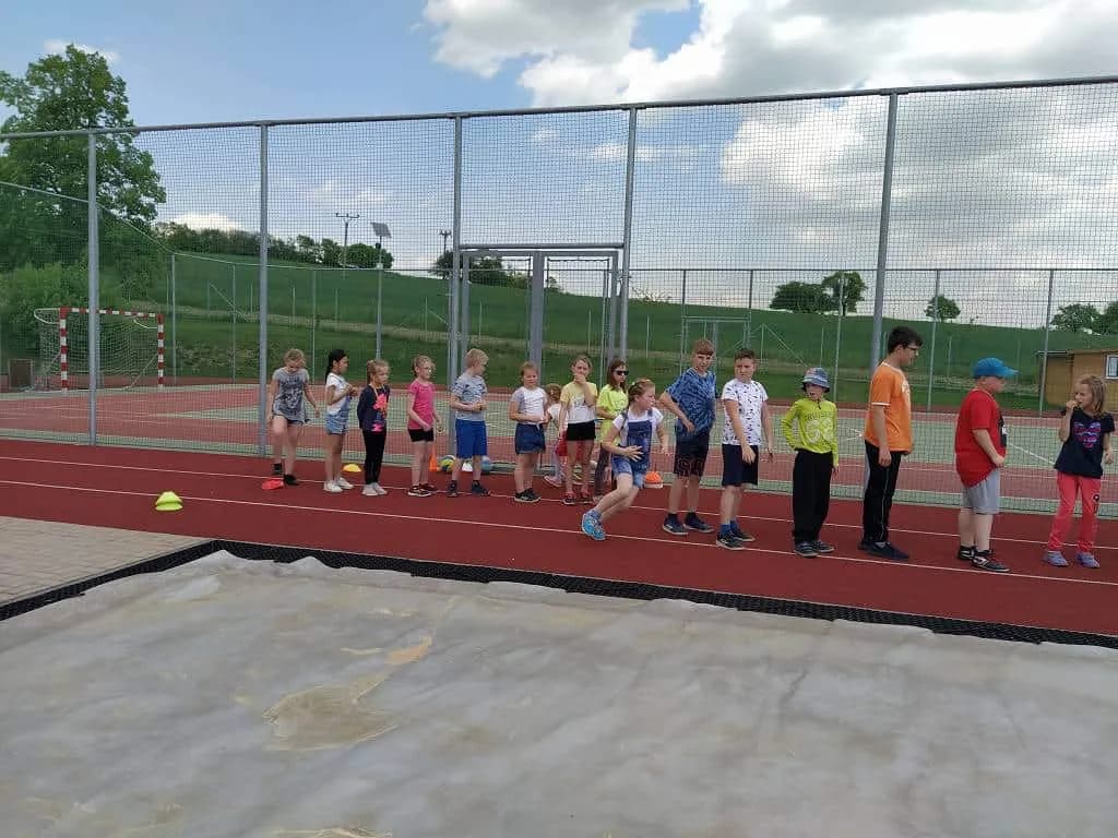 Fotografie z článku: Jarní sportovní hry