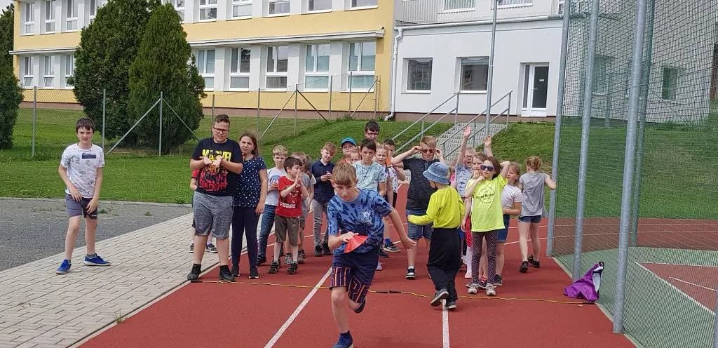 Fotografie z článku: Jarní sportovní hry