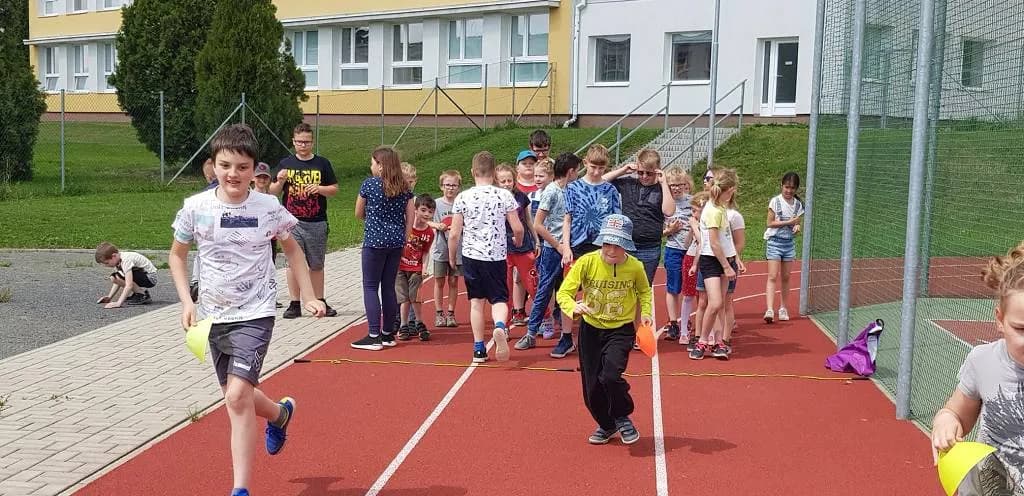 Fotografie z článku: Jarní sportovní hry