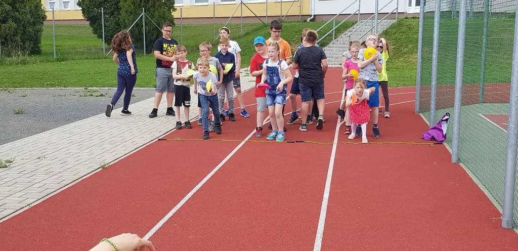 Fotografie z článku: Jarní sportovní hry