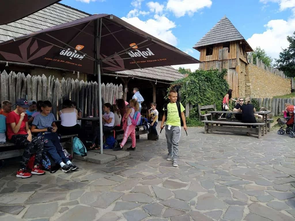 Fotografie z článku: Přívesnický tábor 2022