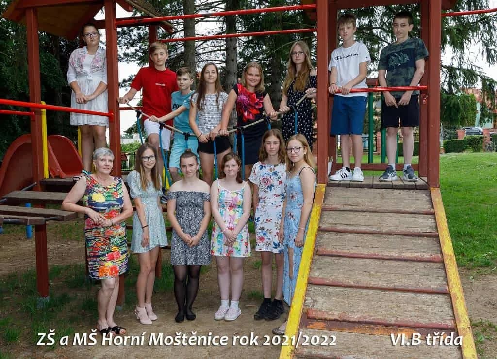 Fotografie z článku: Třídní fotografie 2021/2022