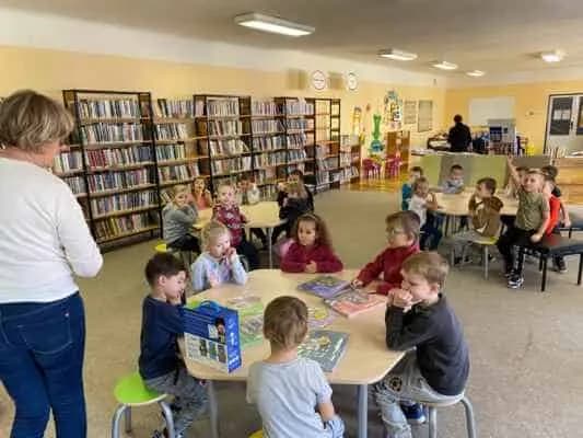 Fotografie z článku: Berušky v knihovně - MŠ