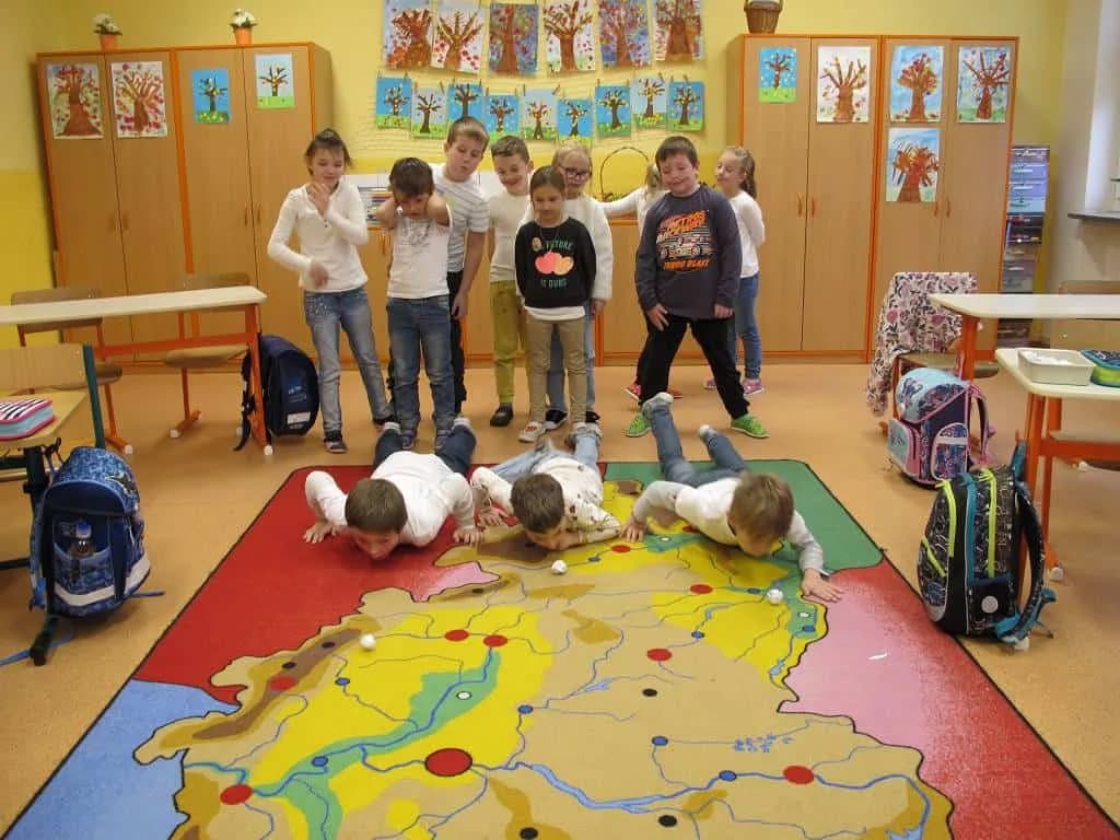 Fotografie z článku: Projektový den se svatým Martinem v I. B
