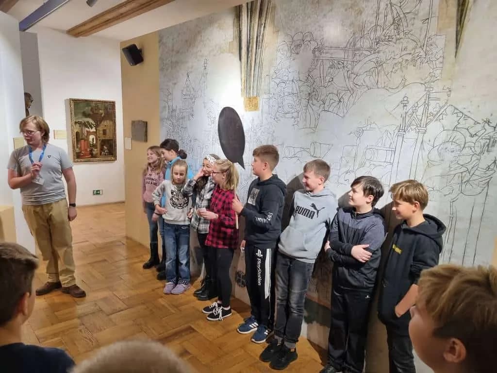 Fotografie z článku: Středověký komiks- páťáci v Olomouci na výstavě