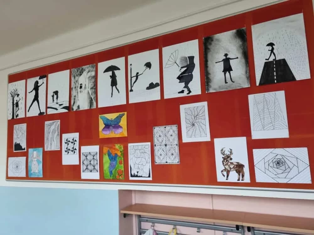 Fotografie z článku: Nástěnky a další výtvory žáků ZŠ