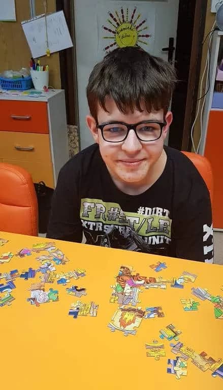 Fotografie z článku: Puzzliáda u Veverek