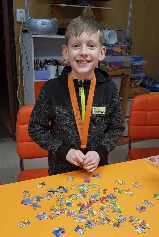 Fotografie z článku: Puzzliáda u Veverek