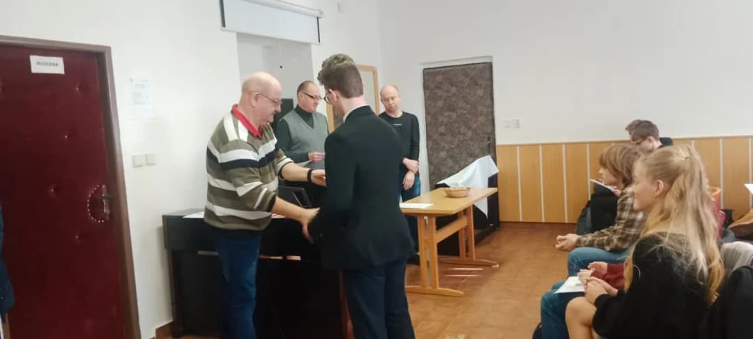 Fotografie z článku: Okresní kolo Dějepisné olympiády