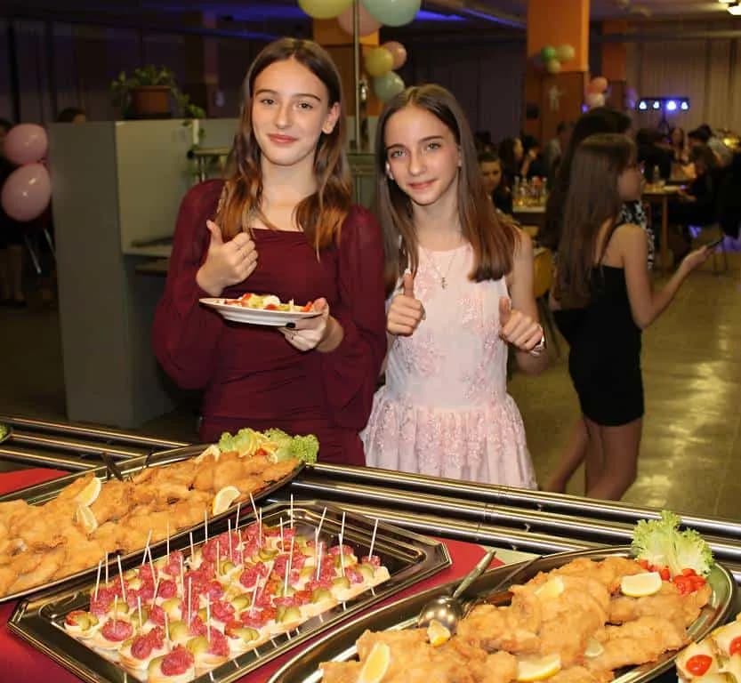 Fotografie z článku: Žákovský ples