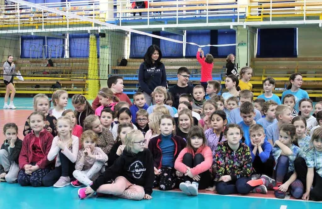 Fotografie z článku: Barevný minivolejbal