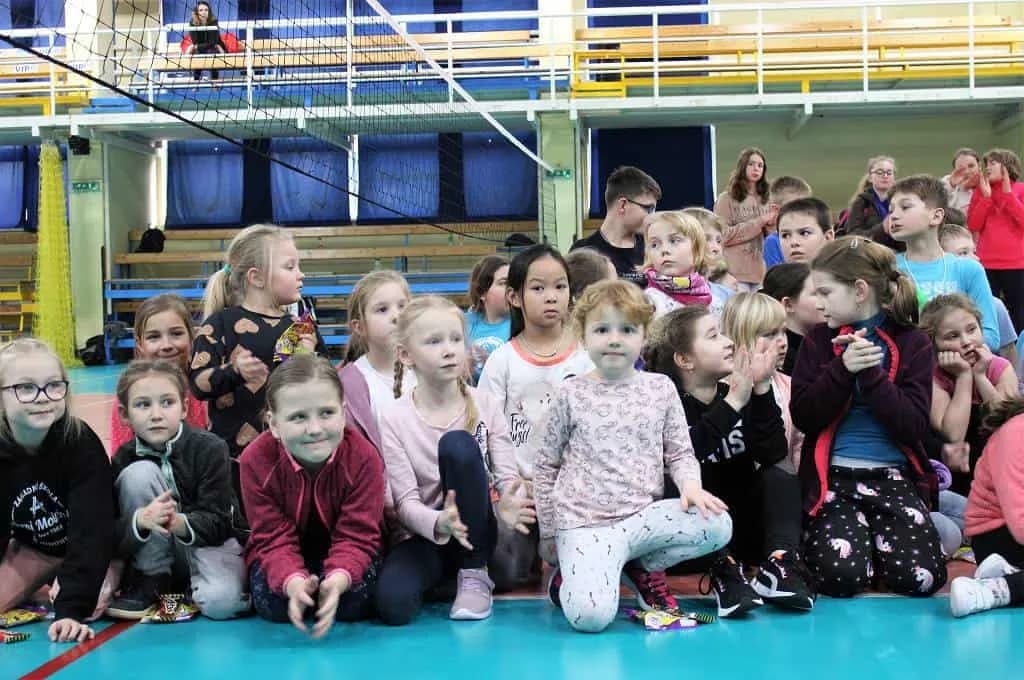 Fotografie z článku: Barevný minivolejbal