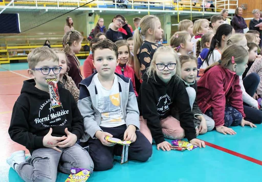 Fotografie z článku: Barevný minivolejbal