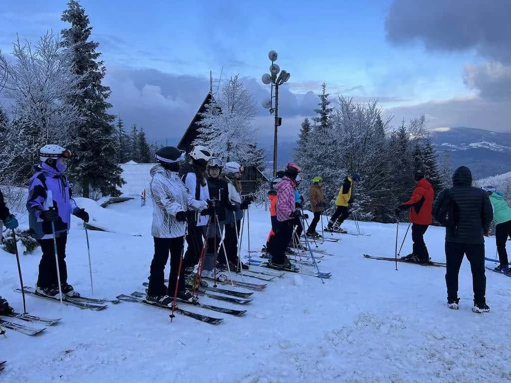 Fotografie z článku: Lyžařský a snowboardový zájezd - Javorový vrch