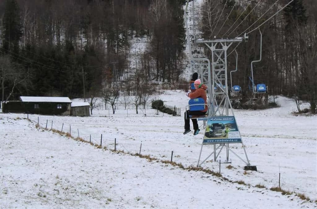 Fotografie z článku: Lyžařský a snowboardový zájezd - Javorový vrch