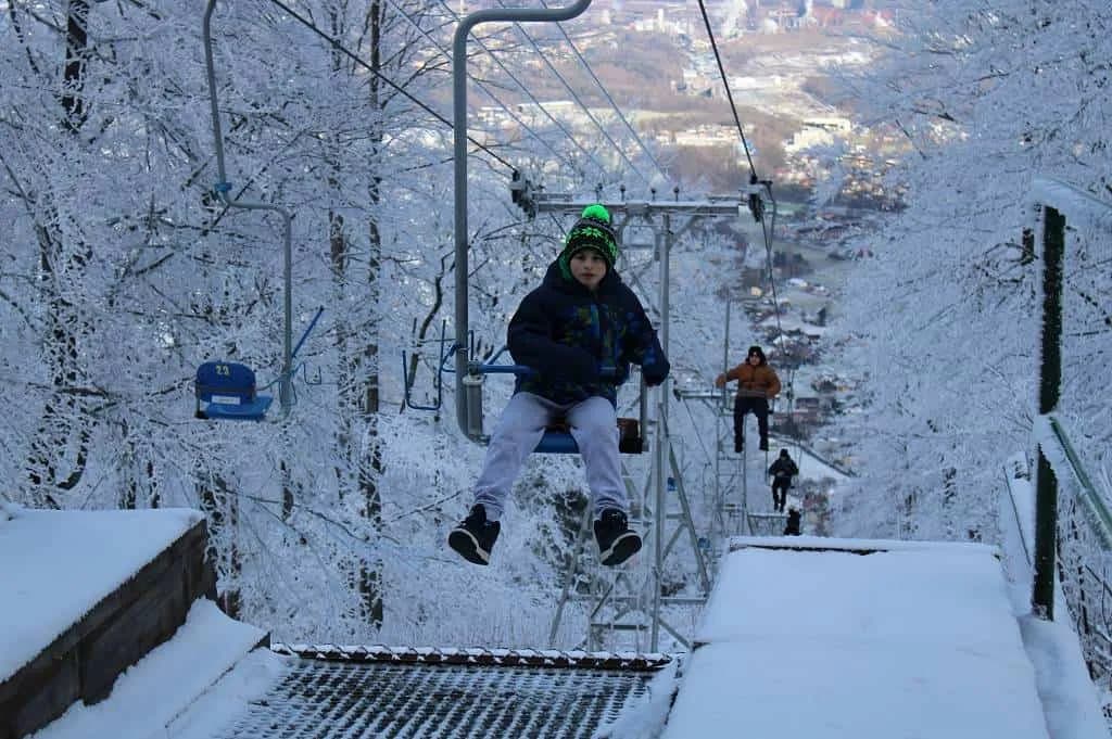 Fotografie z článku: Lyžařský a snowboardový zájezd - Javorový vrch