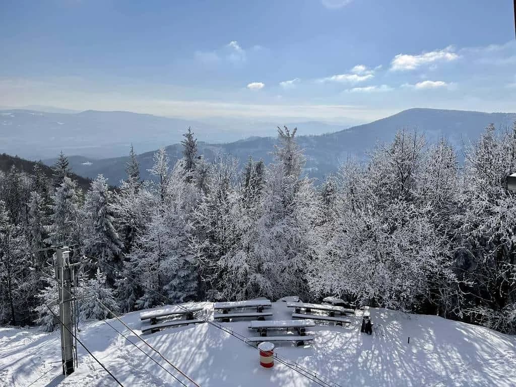 Fotografie z článku: Lyžařský a snowboardový zájezd - Javorový vrch
