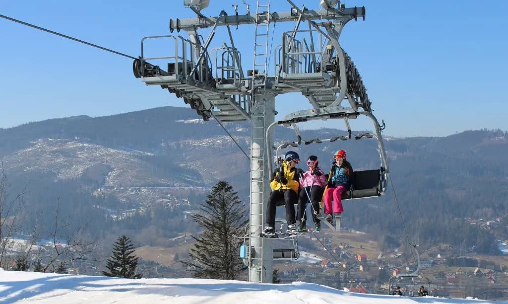 Fotografie z článku: Lyžařský a snowboardový zájezd - Javorový vrch
