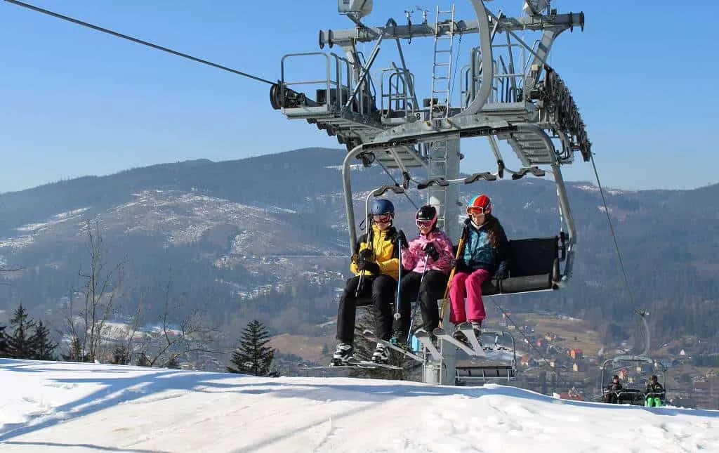 Fotografie z článku: Lyžařský a snowboardový zájezd - Javorový vrch