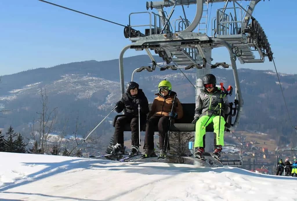 Fotografie z článku: Lyžařský a snowboardový zájezd - Javorový vrch