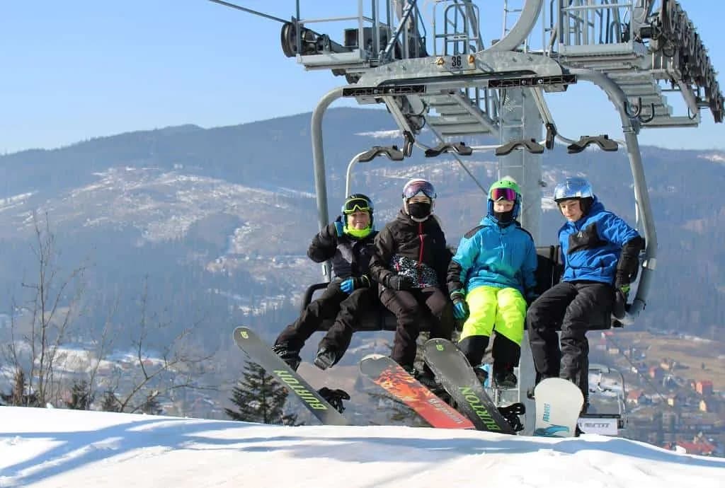 Fotografie z článku: Lyžařský a snowboardový zájezd - Javorový vrch