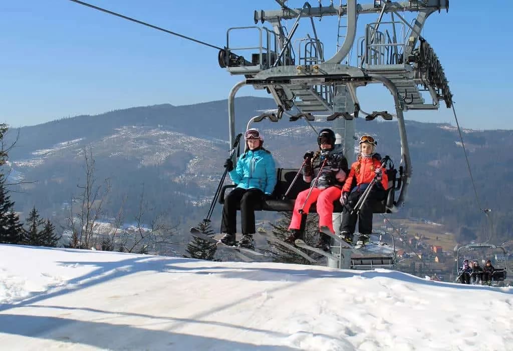 Fotografie z článku: Lyžařský a snowboardový zájezd - Javorový vrch