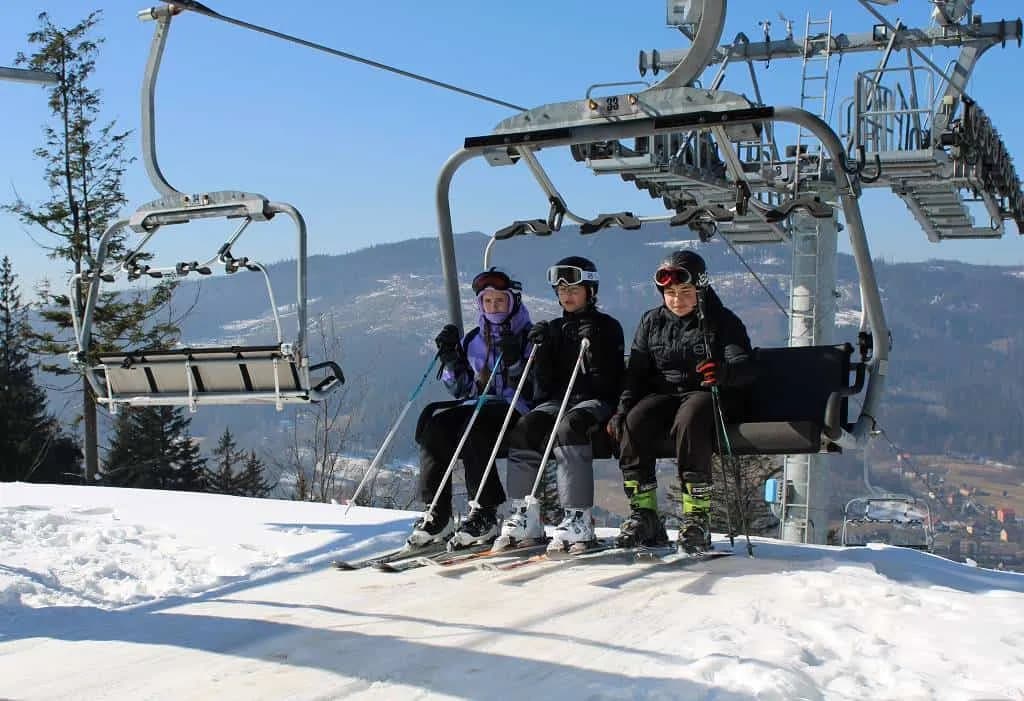 Fotografie z článku: Lyžařský a snowboardový zájezd - Javorový vrch