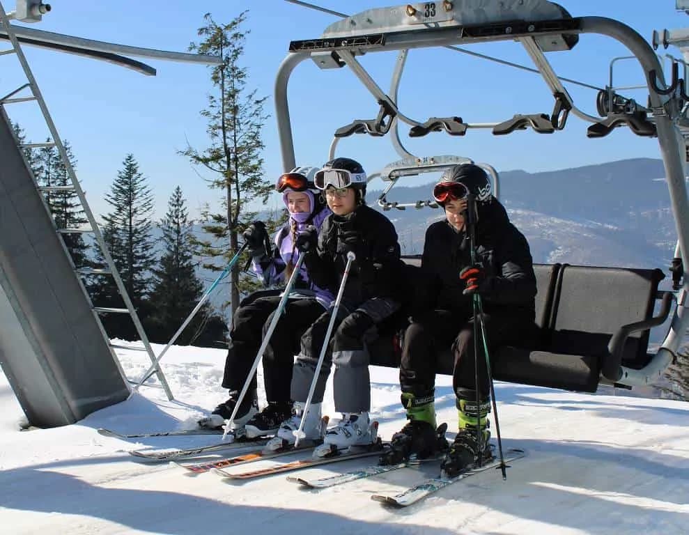 Fotografie z článku: Lyžařský a snowboardový zájezd - Javorový vrch