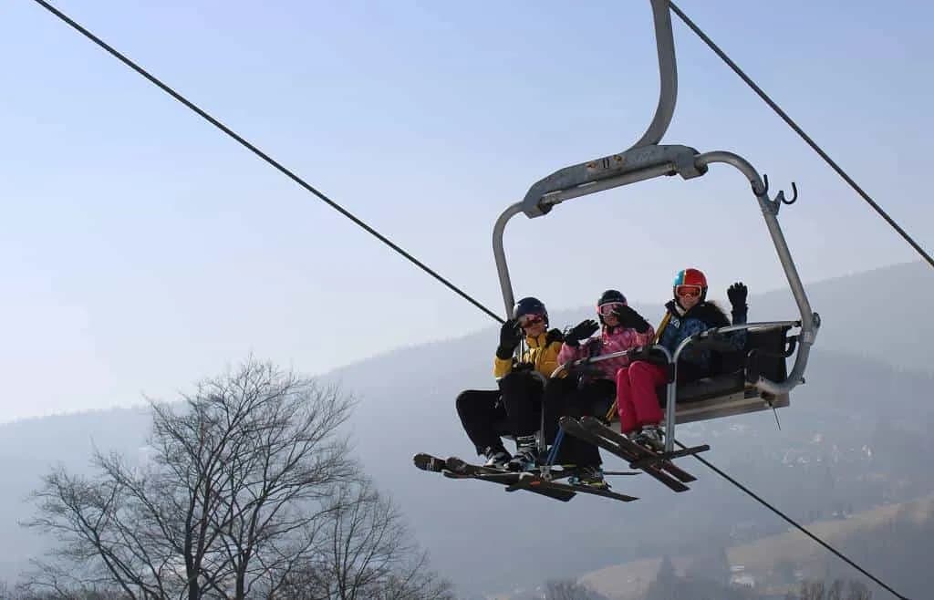 Fotografie z článku: Lyžařský a snowboardový zájezd - Javorový vrch
