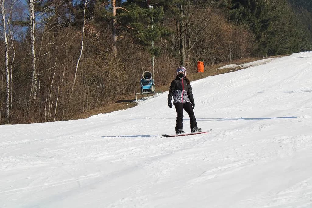 Fotografie z článku: Lyžařský a snowboardový zájezd - Javorový vrch