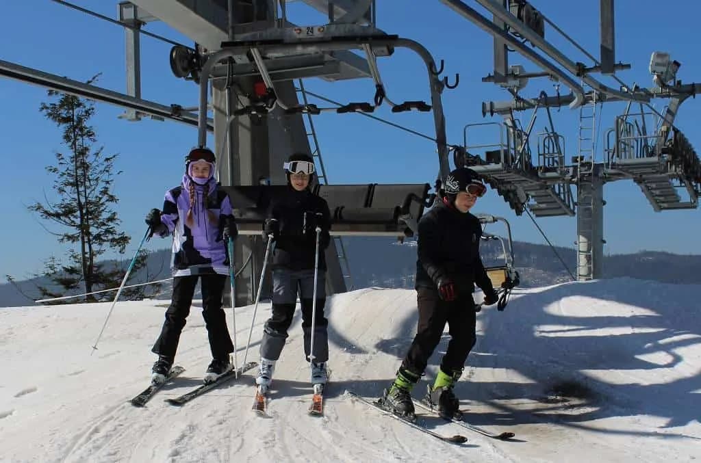 Fotografie z článku: Lyžařský a snowboardový zájezd - Javorový vrch