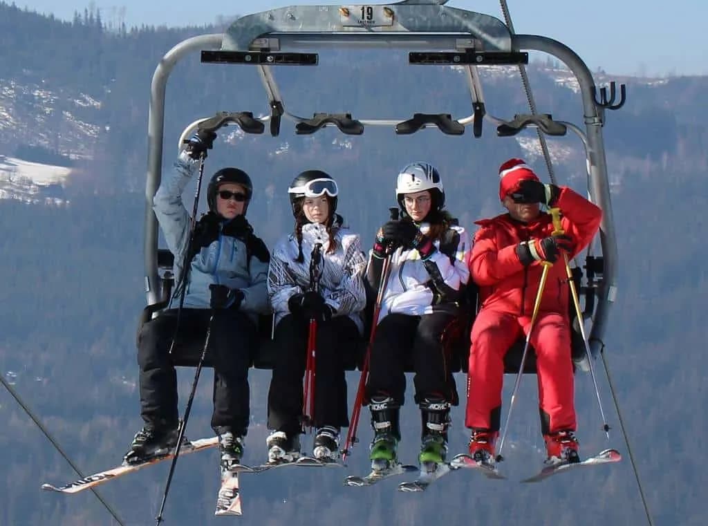 Fotografie z článku: Lyžařský a snowboardový zájezd - Javorový vrch